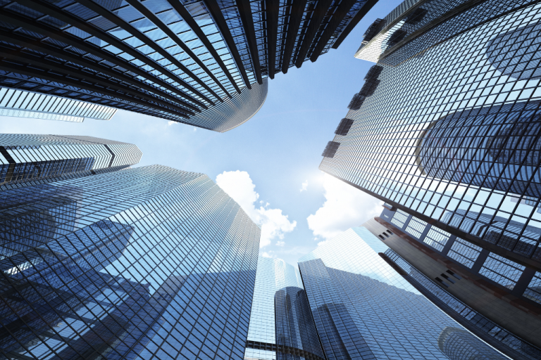 U.S. Commercial Real Estate Sales Rebound Sharply in Q2 2025 | Vista Commercial Advisors